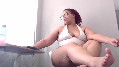 Snapshot of misslustxxx chatting on September 18, 10:19 am misslustxxx online show from September 18, 10:19 am