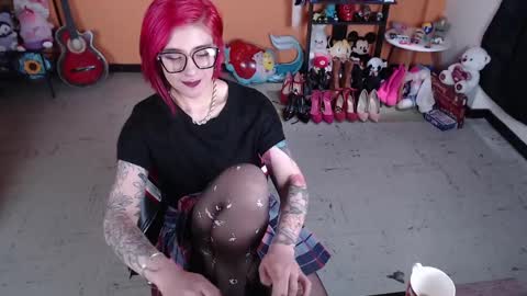 Snapshot of missmia2 chatting on January 28, 4:08 pm Miss Mia online show from January 28, 4:08 pm