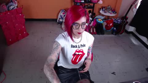 Snapshot of missmia2 chatting on March 4, 5:03 pm Miss Mia online show from March 4, 5:03 pm