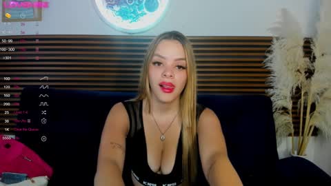 missvalery1 online show from January 23, 8:56 pm