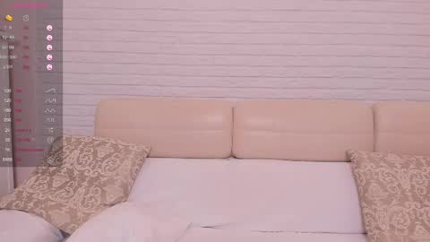 Snapshot of missxcaprice chatting on March 1, 3:10 am missxcaprice online show from March 1, 3:10 am