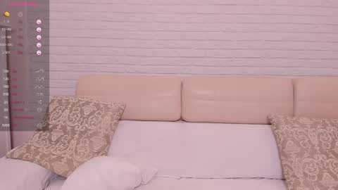 Snapshot of missxcaprice chatting on March 9, 5:55 am missxcaprice online show from March 9, 5:55 am