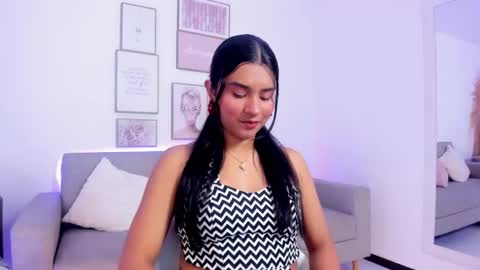 missy_lowe online show from September 9, 7:36 pm
