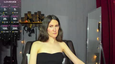 Snapshot of mistress_pamela_ chatting on February 1, 9:11 am Mistress Pamela online show from February 1, 9:11 am
