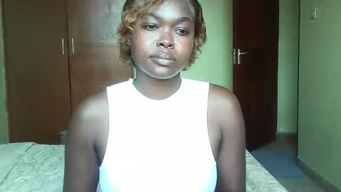 moch4_merylin online show from September 12, 9:33 am