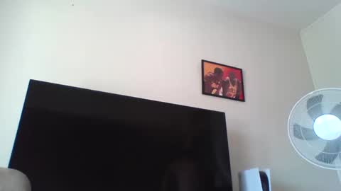 Snapshot of moji2626 chatting on September 18, 1:48 pm moji2626 online show from September 18, 1:48 pm