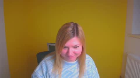 Molly online show from January 12, 3:25 pm