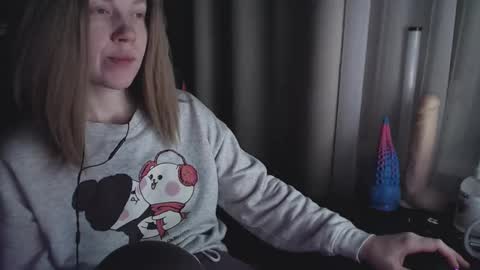 I have new photos come and see with love Molly online show from February 26, 3:03 am