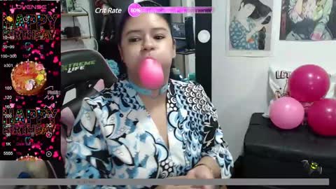 Snapshot of molly_shake chatting on February 10, 4:08 am Molly online show from February 10, 4:08 am