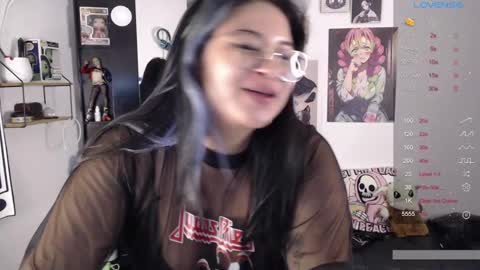 Snapshot of molly_shake chatting on February 4, 6:04 am Molly online show from February 4, 6:04 am