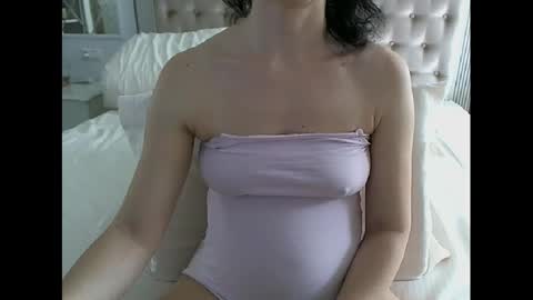 Amy online show from March 6, 9:25 am