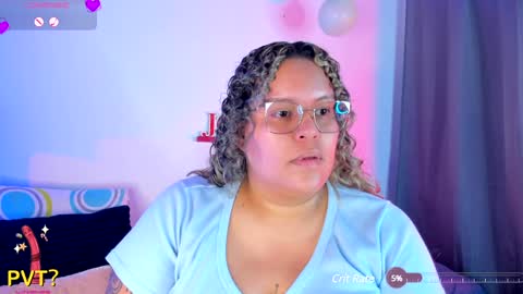 aleja      independent model       online show from January 5, 4:48 pm