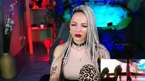 Snapshot of monicamaxwel chatting on February 4, 2:21 pm Monika online show from February 4, 2:21 pm