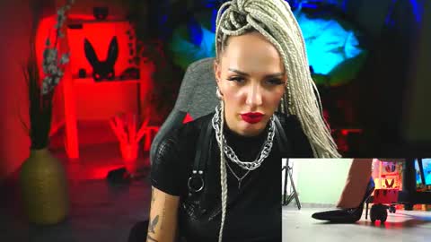 Snapshot of monicamaxwel chatting on February 21, 6:37 pm Monika online show from February 21, 6:37 pm