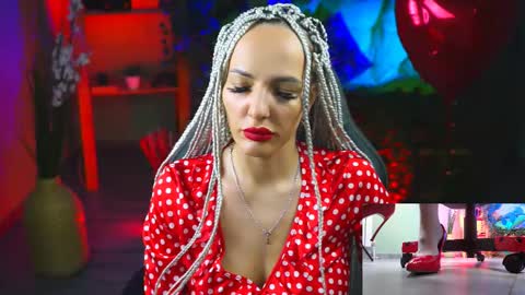 Snapshot of monicamaxwel chatting on February 13, 12:00 pm Monika online show from February 13, 12:00 pm