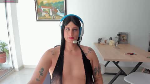 Snapshot of monojuan06 chatting on December 4, 8:56 pm veronika ind online show from December 4, 8:56 pm