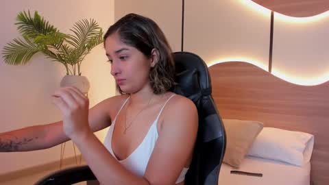 M O N S E  online show from September 15, 12:06 pm