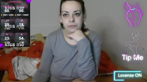 Monse online show from February 23, 5:07 pm