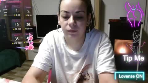 Monse online show from March 2, 5:36 pm