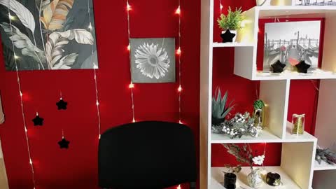 Diana online show from December 8, 5:11 pm