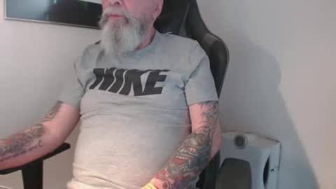 Snapshot of mr_boombastic2021 chatting on September 20, 9:56 am mr_boombastic2021 online show from September 20, 9:56 am