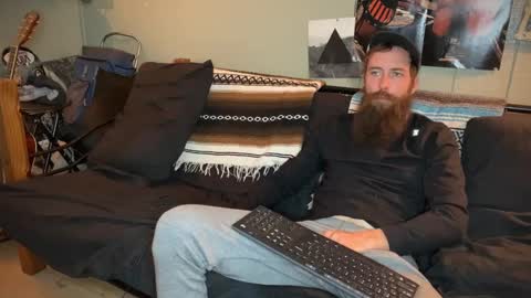 Snapshot of mr_valdor chatting on December 15, 6:59 pm Valdor online show from December 15, 6:59 pm
