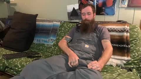 Snapshot of mr_valdor chatting on December 1, 8:11 pm Valdor online show from December 1, 8:11 pm