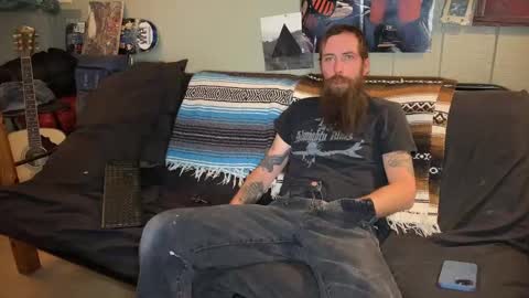 Snapshot of mr_valdor chatting on December 25, 4:43 pm Valdor online show from December 25, 4:43 pm