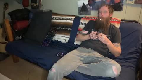 Snapshot of mr_valdor chatting on February 11, 2:03 am Valdor online show from February 11, 2:03 am