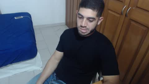 Snapshot of mrcum24 chatting on January 14, 3:32 am Will online show from January 14, 3:32 am