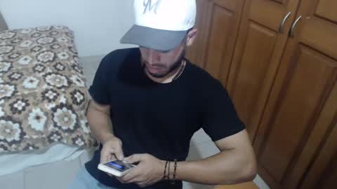 Snapshot of mrcum24 chatting on January 16, 4:17 am Will online show from January 16, 4:17 am