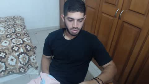Snapshot of mrcum24 chatting on January 17, 4:28 am Will online show from January 17, 4:28 am