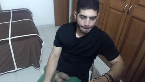 Snapshot of mrcum24 chatting on December 18, 1:26 am Will online show from December 18, 1:26 am