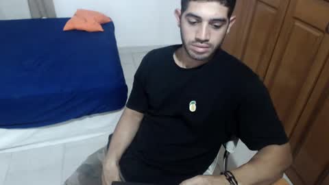 Snapshot of mrcum24 chatting on January 21, 4:43 am Will online show from January 21, 4:43 am