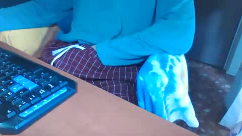Snapshot of mrhotboy9906 chatting on December 3, 11:18 am mrhotboy9906 online show from December 3, 11:18 am