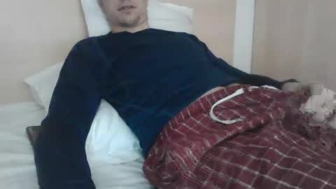 Snapshot of mrhotboy9906 chatting on January 24, 9:17 am mrhotboy9906 online show from January 24, 9:17 am