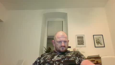 Snapshot of mrhotsex69 chatting on February 1, 12:07 am mrhotsex69 online show from February 1, 12:07 am