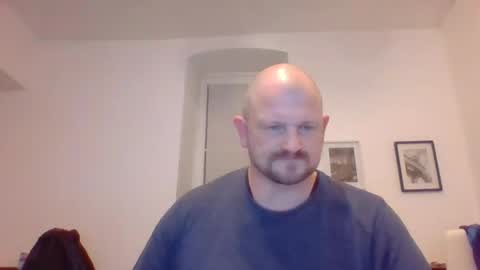 Snapshot of mrhotsex69 chatting on December 24, 4:40 pm mrhotsex69 online show from December 24, 4:40 pm