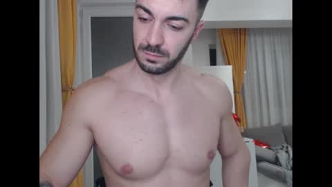 Snapshot of mrluckgx chatting on February 19, 10:20 pm MrLuck online show from February 19, 10:20 pm