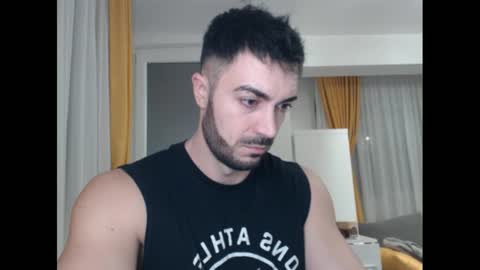 Snapshot of mrluckgx chatting on February 2, 4:54 pm MrLuck online show from February 2, 4:54 pm