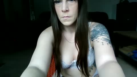 Snapshot of mrstxoxo4594 chatting on February 16, 5:37 pm Mrstxoxo4594 online show from February 16, 5:37 pm