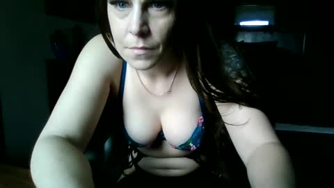 Snapshot of mrstxoxo4594 chatting on March 1, 5:05 pm Mrstxoxo4594 online show from March 1, 5:05 pm