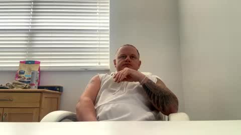 mrthick954 online show from December 9, 7:18 pm