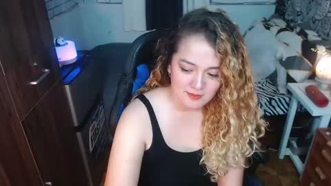 msshanel online show from February 4, 3:47 pm