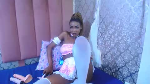 mssmileyxx online show from September 15, 10:00 pm