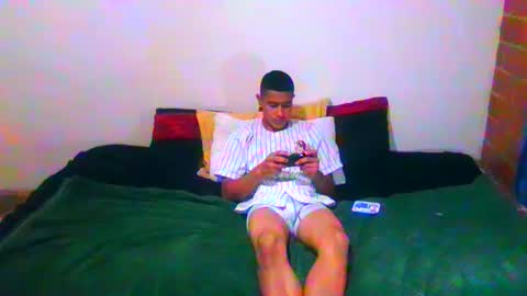 Snapshot of mucleboys1 chatting on February 11, 3:50 am boss y jord online show from February 11, 3:50 am