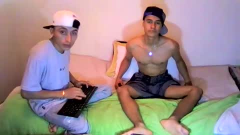 Snapshot of mucleboys1 chatting on February 14, 3:54 am boss y jord online show from February 14, 3:54 am