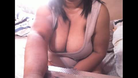 Snapshot of munniegalz1 chatting on January 26, 2:08 pm your angel online show from January 26, 2:08 pm