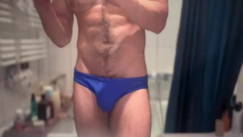 musclehair3 online show from February 20, 11:21 pm