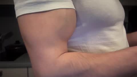musclehair3 online show from February 22, 6:52 pm